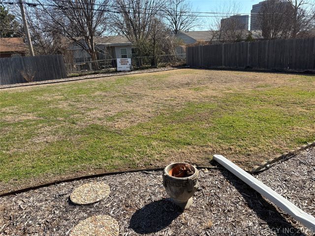 5859 S Quebec Avenue, Tulsa, OK 74135