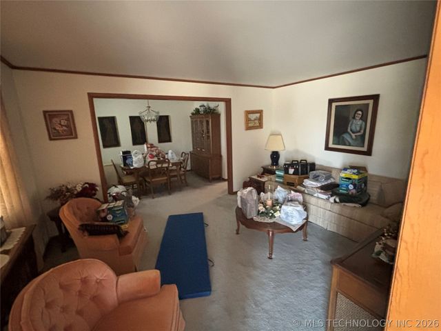 5859 S Quebec Avenue, Tulsa, OK 74135