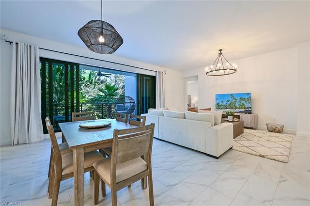 1115 Central AVE 243, Naples, FL 34102