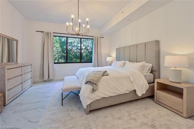 1115 Central AVE 243, Naples, FL 34102