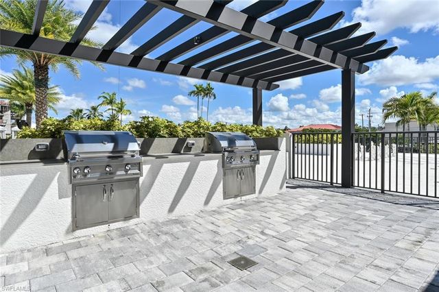 1115 Central AVE 243, Naples, FL 34102