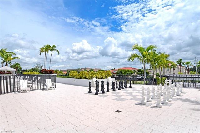 1115 Central AVE 243, Naples, FL 34102