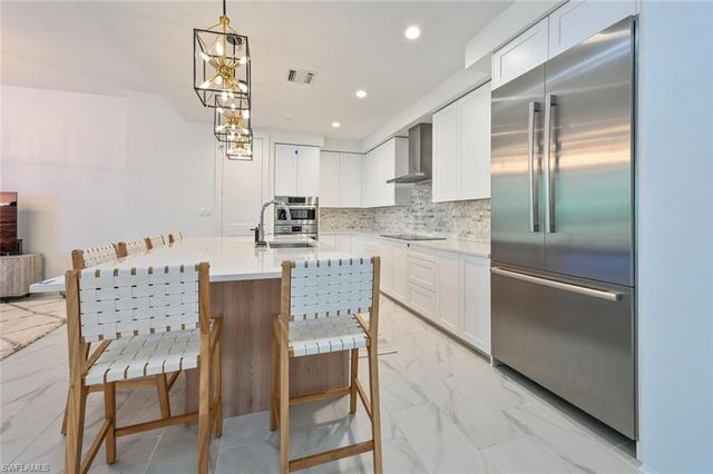 1115 Central AVE 243, Naples, FL 34102