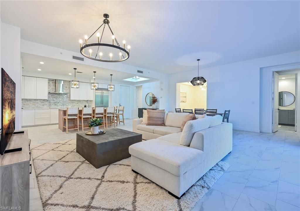 1115 Central AVE 243, Naples, FL 34102