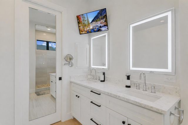 13322 Galleria CIR, Austin, TX 78738