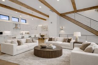 13322 Galleria CIR, Austin, TX 78738