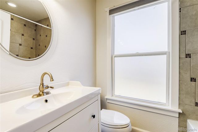 1994 S Cherry Street, Denver, CO 80222