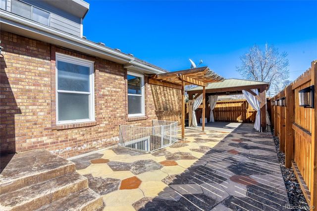 1994 S Cherry Street, Denver, CO 80222