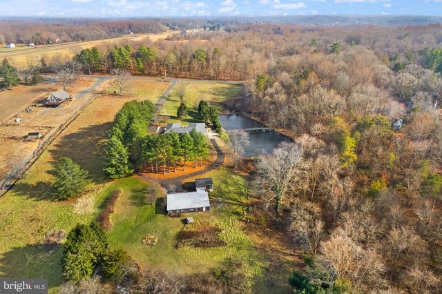 375 SEVEN PONDS RD, Amissville, VA 20106