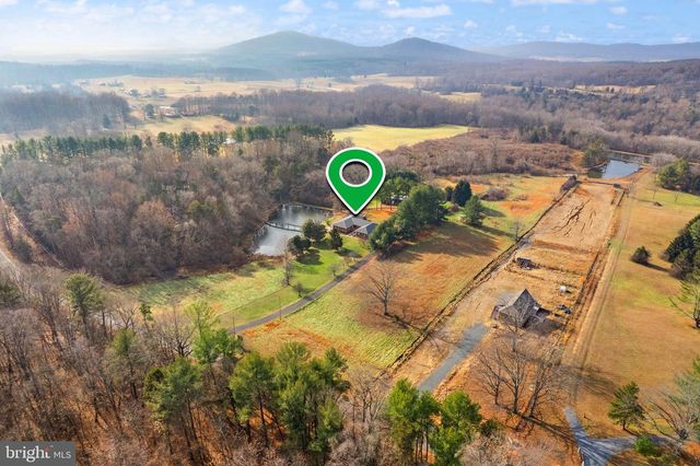375 SEVEN PONDS RD, Amissville, VA 20106