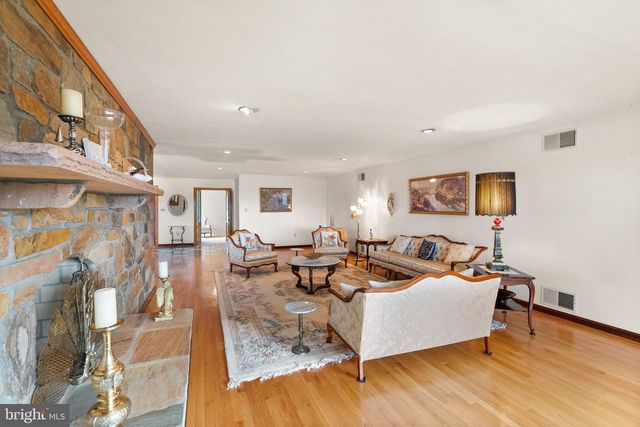 375 SEVEN PONDS RD, Amissville, VA 20106