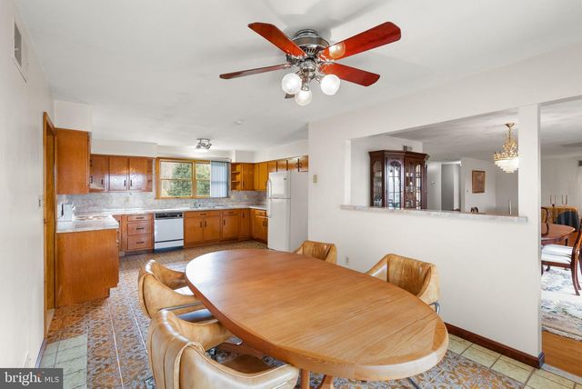 375 SEVEN PONDS RD, Amissville, VA 20106