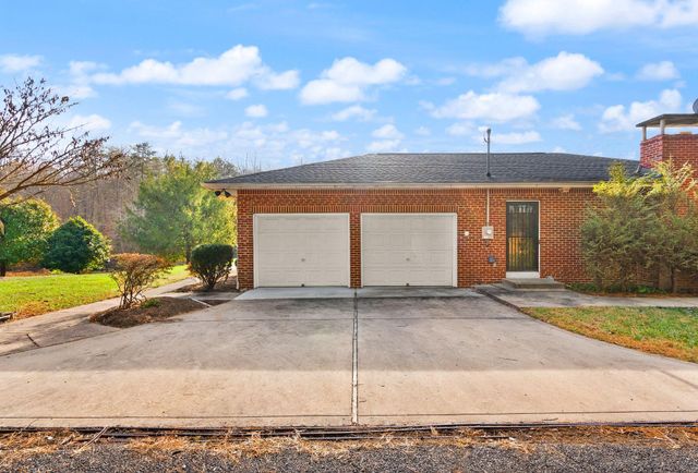 375 SEVEN PONDS RD, Amissville, VA 20106