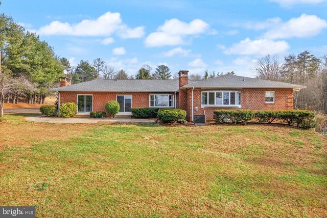 375 SEVEN PONDS RD, Amissville, VA 20106