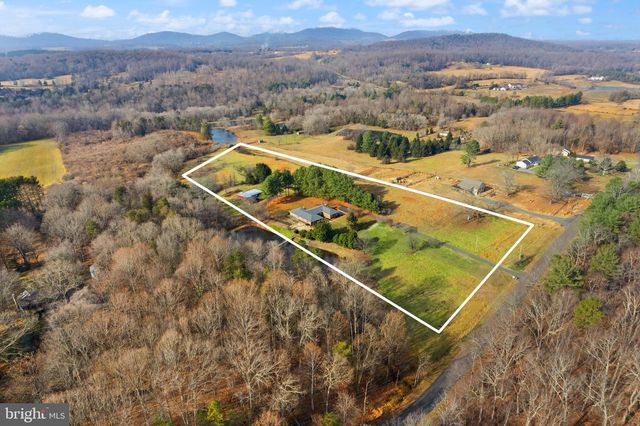 375 SEVEN PONDS RD, Amissville, VA 20106