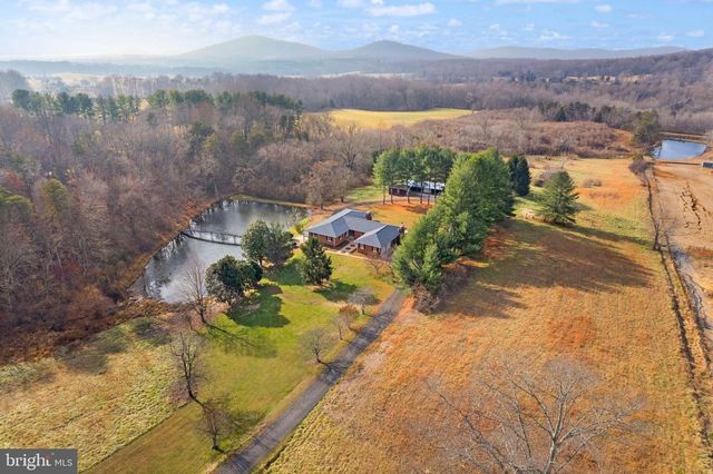 375 SEVEN PONDS RD, Amissville, VA 20106