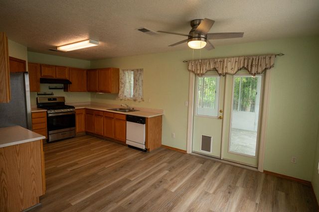 8409 Cedarcroft Road NW, Albuquerque, NM 87120