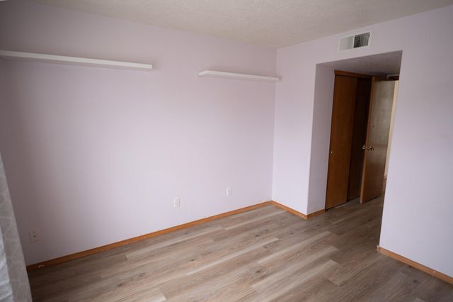 8409 Cedarcroft Road NW, Albuquerque, NM 87120