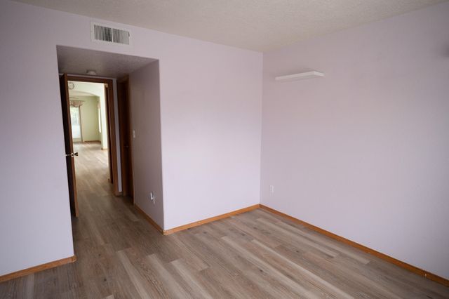 8409 Cedarcroft Road NW, Albuquerque, NM 87120