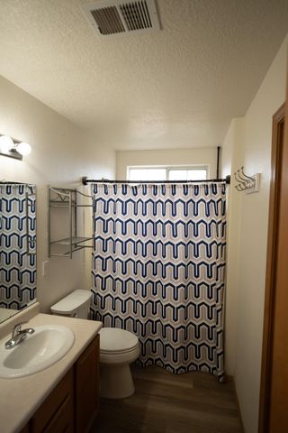 8409 Cedarcroft Road NW, Albuquerque, NM 87120