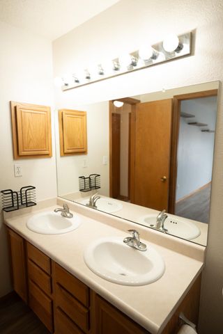 8409 Cedarcroft Road NW, Albuquerque, NM 87120