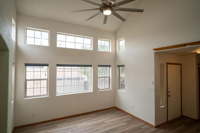 8409 Cedarcroft Road NW, Albuquerque, NM 87120