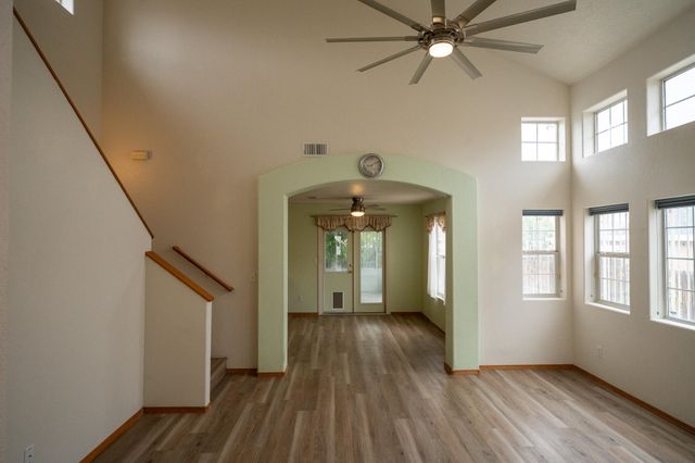 8409 Cedarcroft Road NW, Albuquerque, NM 87120