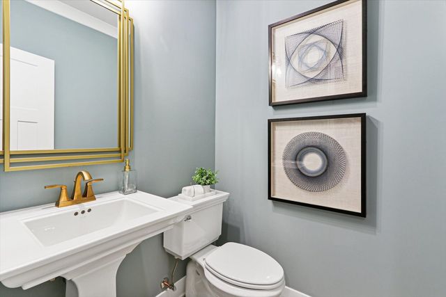 17431 S Victoria Lane, Lockport, IL 60441