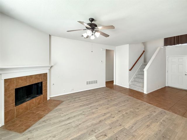1740 Hidden Brook Drive, Grand Prairie, TX 75050