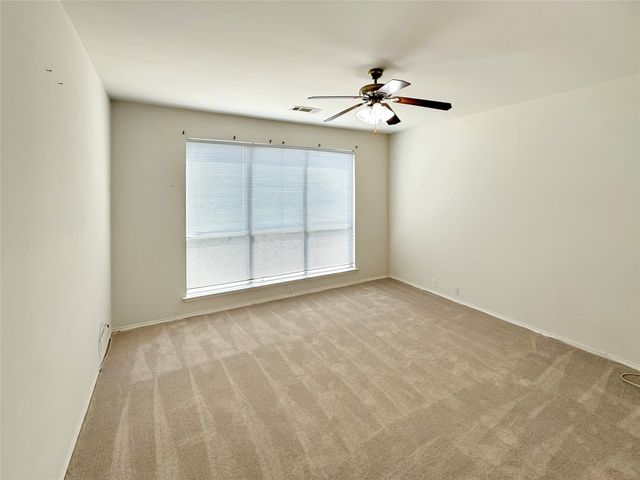 1740 Hidden Brook Drive, Grand Prairie, TX 75050