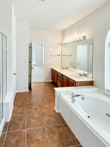 1740 Hidden Brook Drive, Grand Prairie, TX 75050