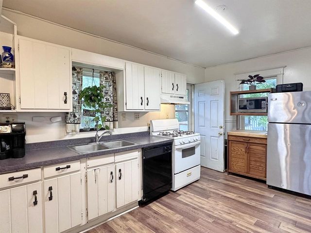 102 Union Street, Janesville, WI 53548