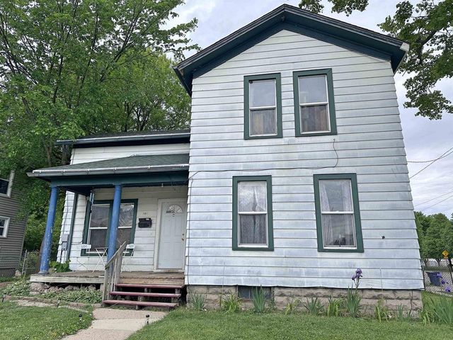 102 Union Street, Janesville, WI 53548