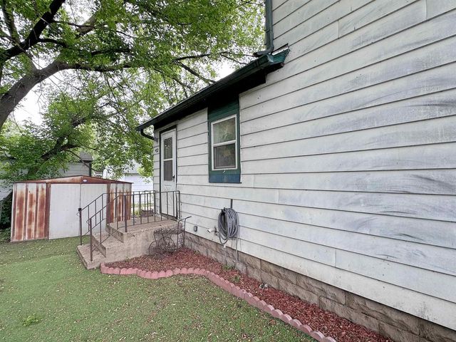 102 Union Street, Janesville, WI 53548