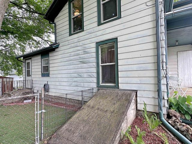 102 Union Street, Janesville, WI 53548