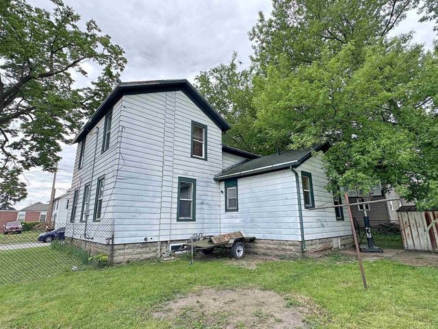 102 Union Street, Janesville, WI 53548
