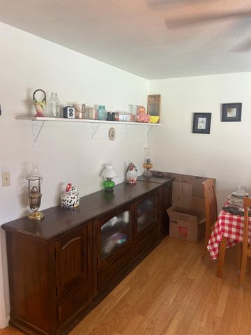 1229 Eastridge Dr, Modesto, CA 95355