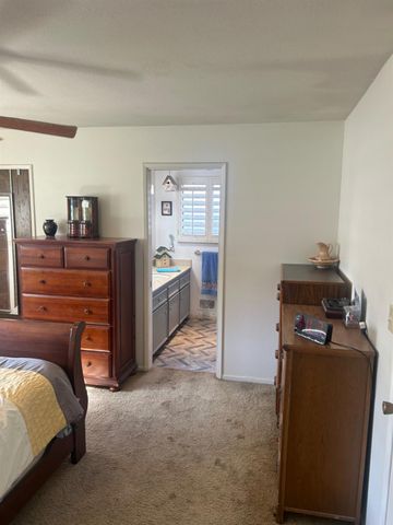 1229 Eastridge Dr, Modesto, CA 95355