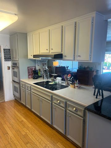 1229 Eastridge Dr, Modesto, CA 95355