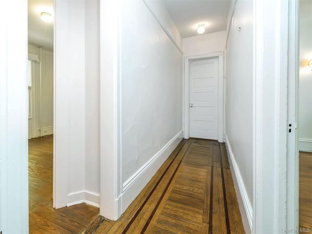 42 Central Avenue 7, Sea Cliff, NY 11579