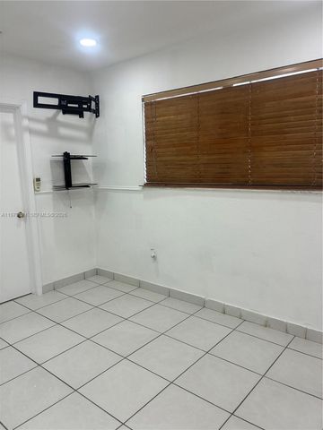 17201 SW 117th Ct, Miami, FL 33177