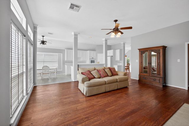 3523 Shadymist Drive, Houston, TX 77082