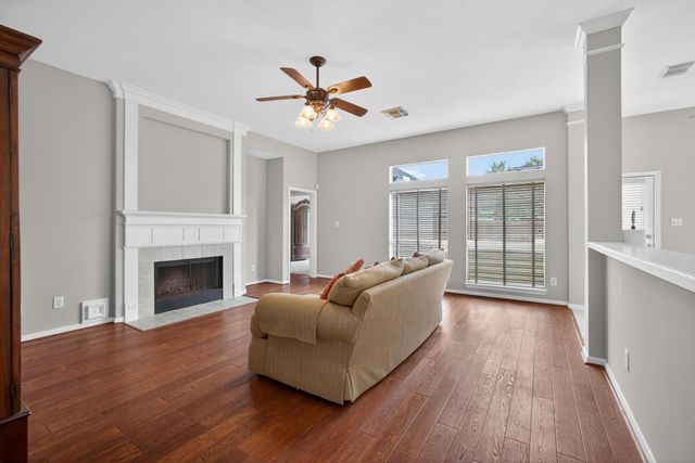 3523 Shadymist Drive, Houston, TX 77082