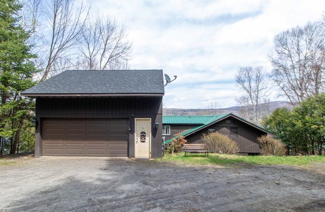 25 Songadeewin Lane, Westmore, VT 05860