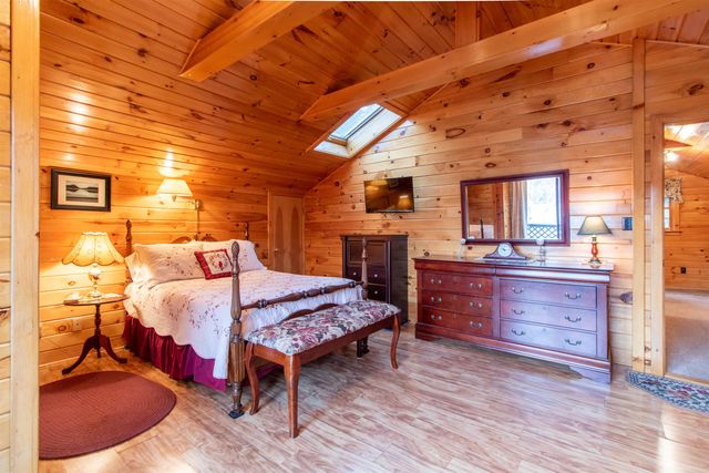 25 Songadeewin Lane, Westmore, VT 05860