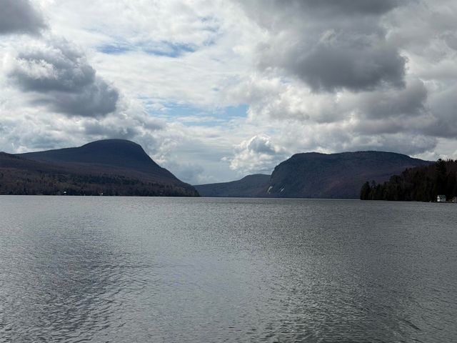 25 Songadeewin Lane, Westmore, VT 05860