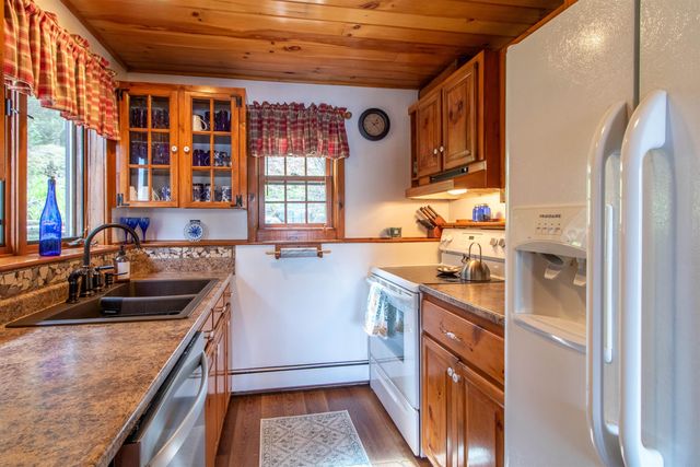 25 Songadeewin Lane, Westmore, VT 05860