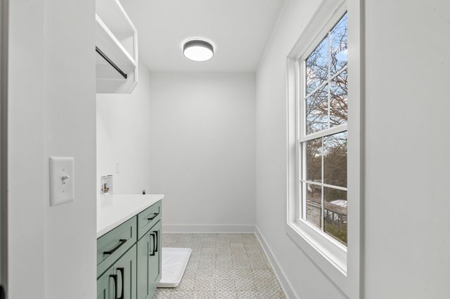 414 Conant St, Columbia, TN 38401