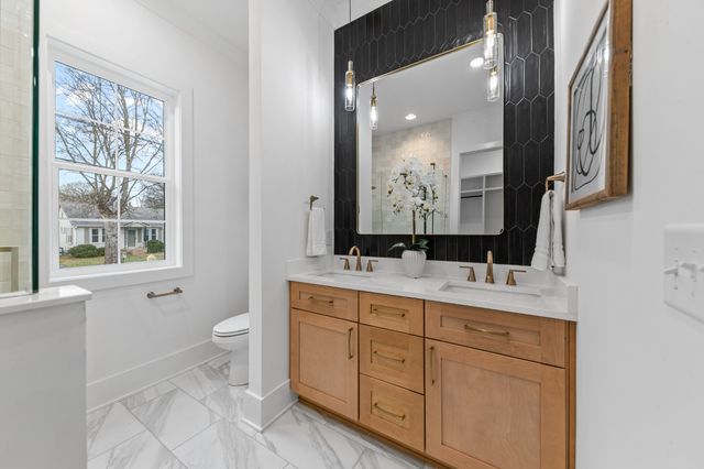 414 Conant St, Columbia, TN 38401