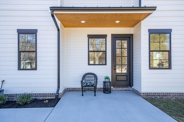 414 Conant St, Columbia, TN 38401